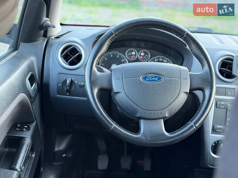 Хетчбек Ford Fusion 2007 в Березані