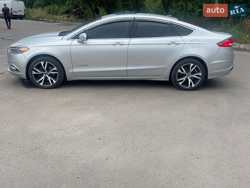 Ford Fusion 2016