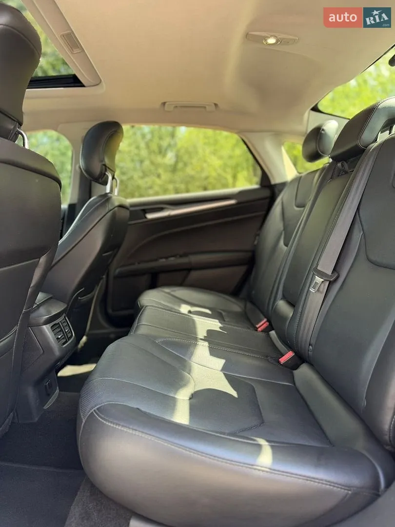 2013 Ford Fusion - мініатюра 16