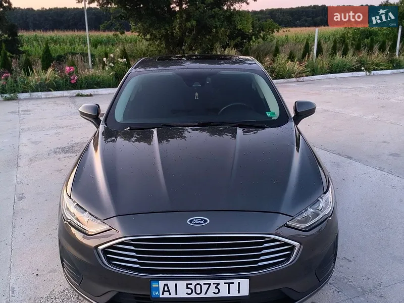 Ford Fusion 2020