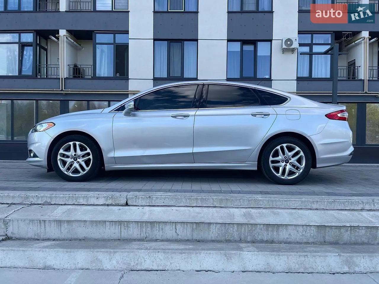 2013 Ford Fusion - мініатюра 13