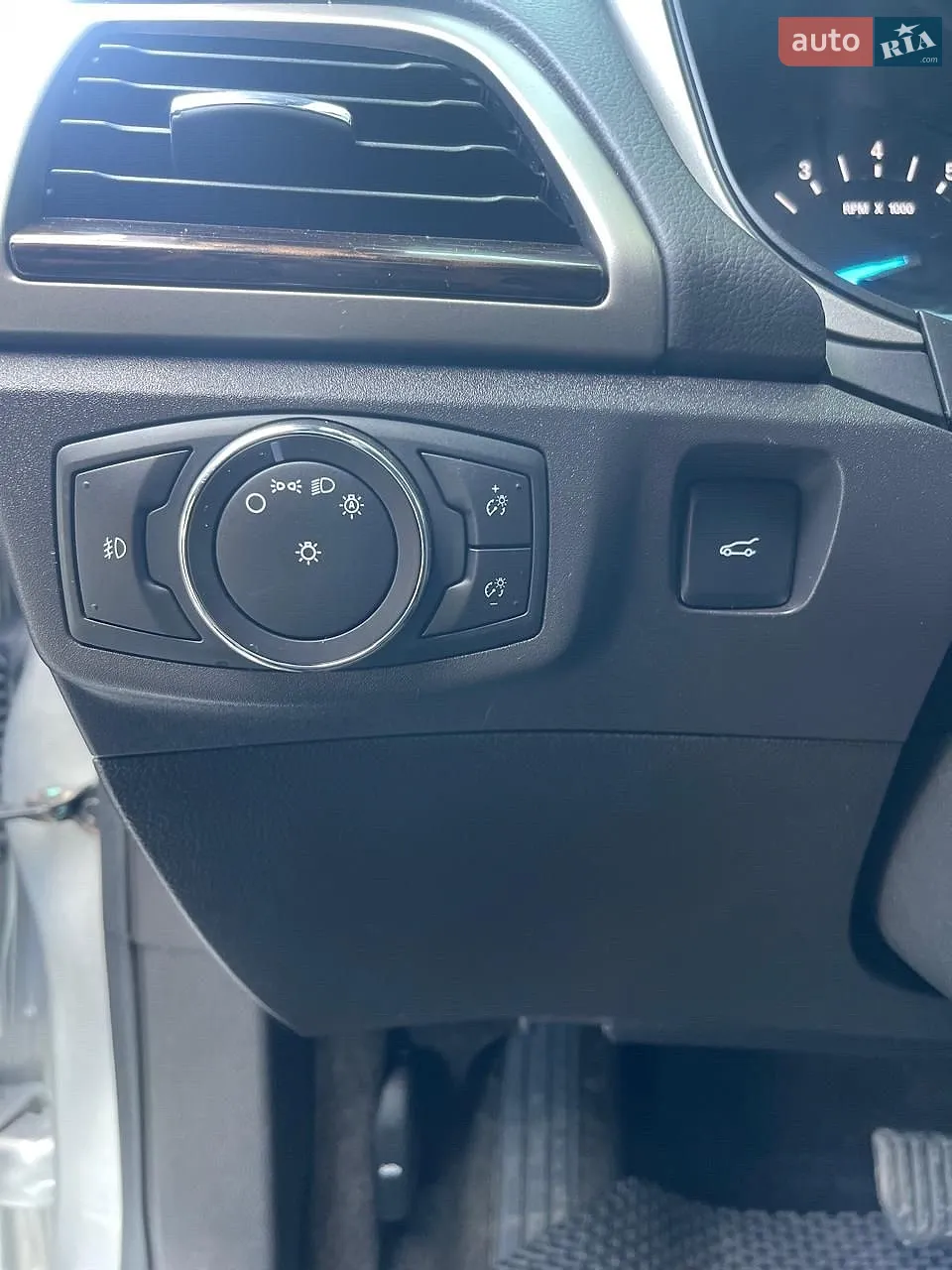 2013 Ford Fusion - мініатюра 24
