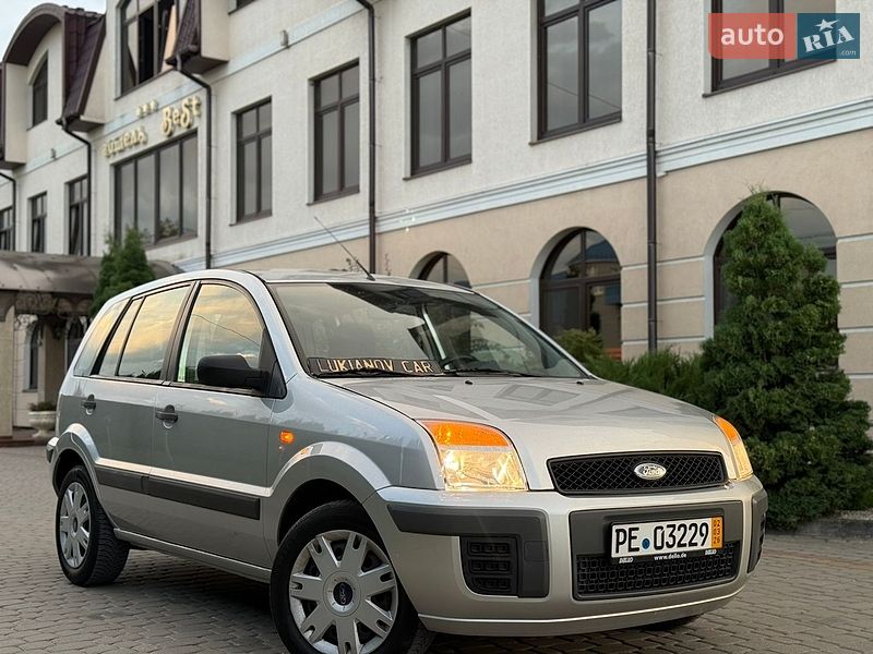Ford Fusion, фото з оголошення