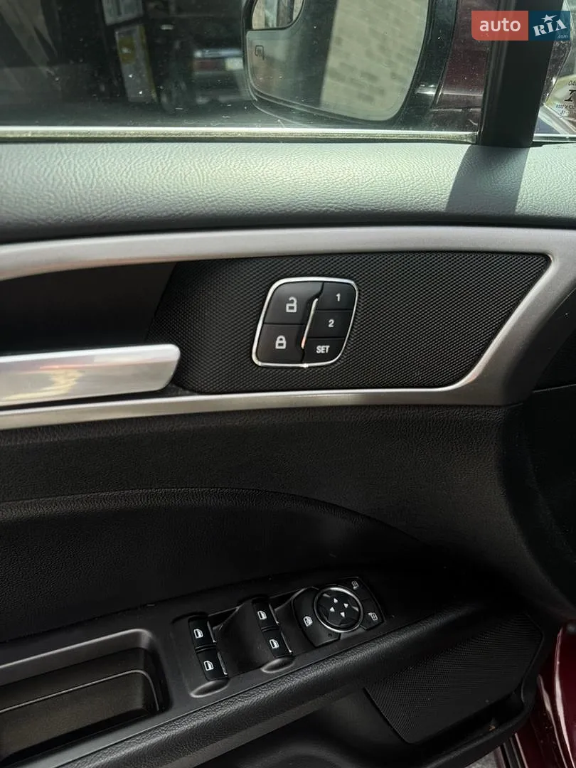 2016 Ford Fusion - мініатюра 19