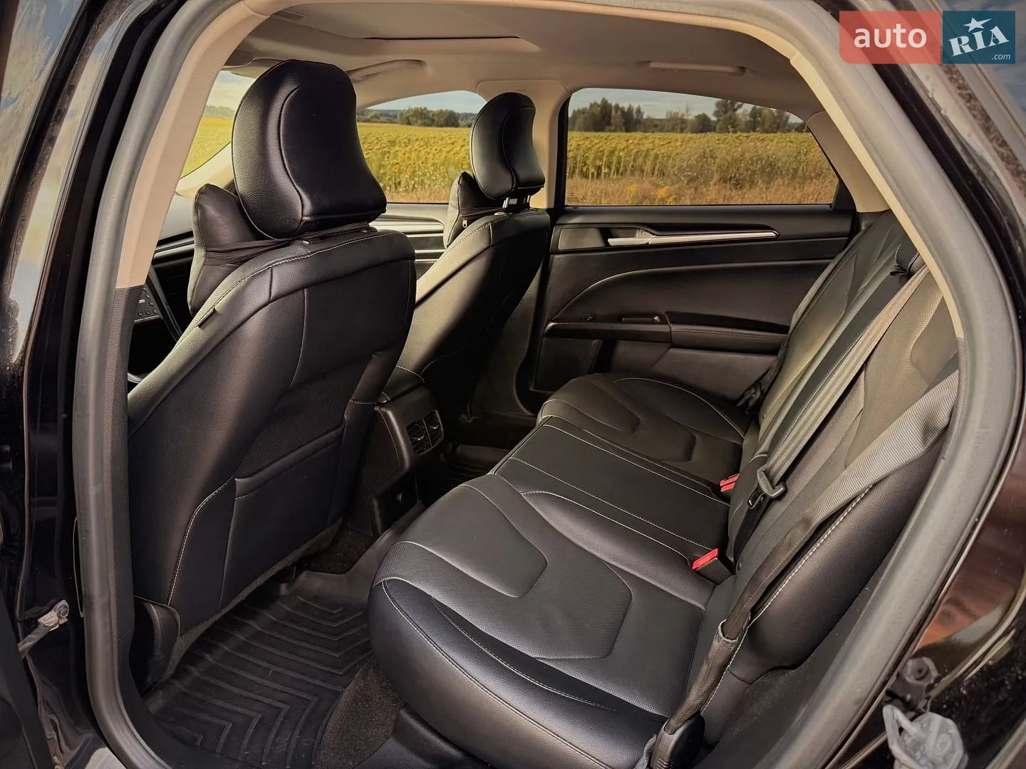 2019 Ford Fusion - мініатюра 24