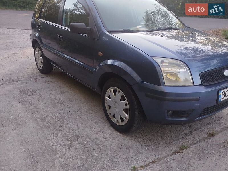 Хетчбек Ford Fusion 2005 в Дрогобичі