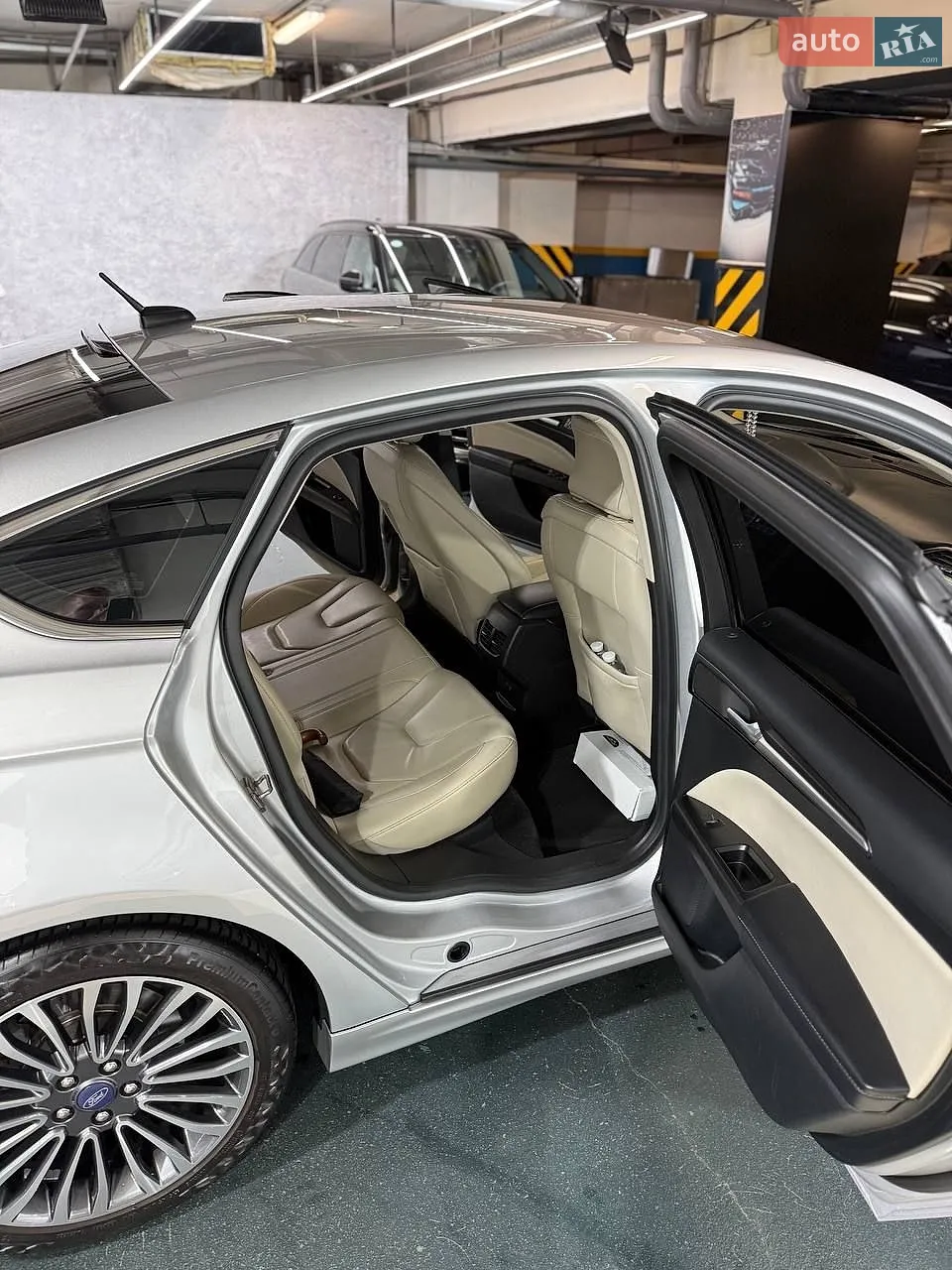 2017 Ford Fusion - мініатюра 17