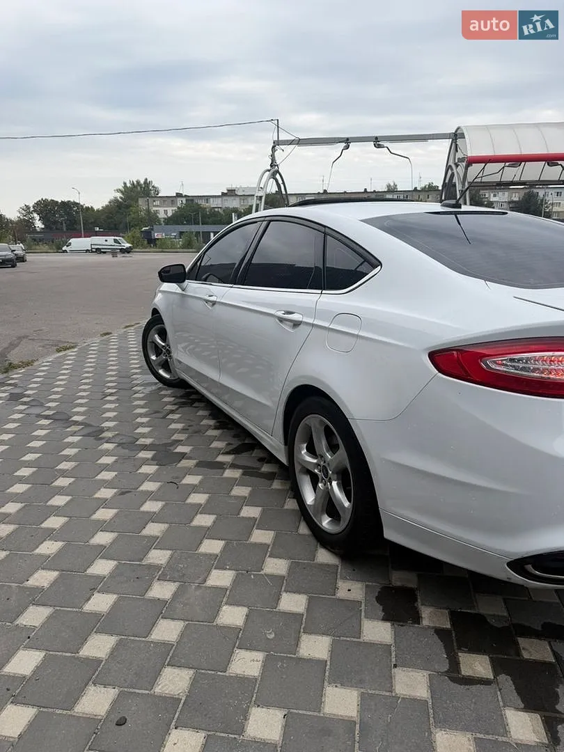 2016 Ford Fusion - мініатюра 5