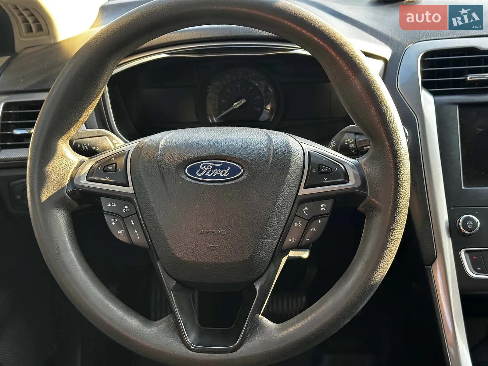 2018 Ford Fusion - мініатюра 28