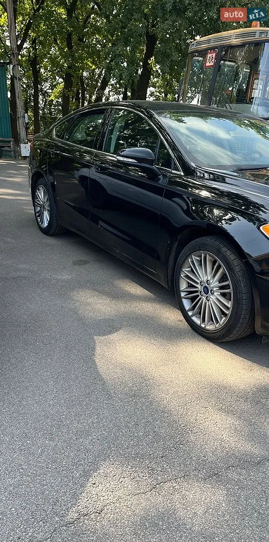 2016 Ford Fusion - мініатюра 5