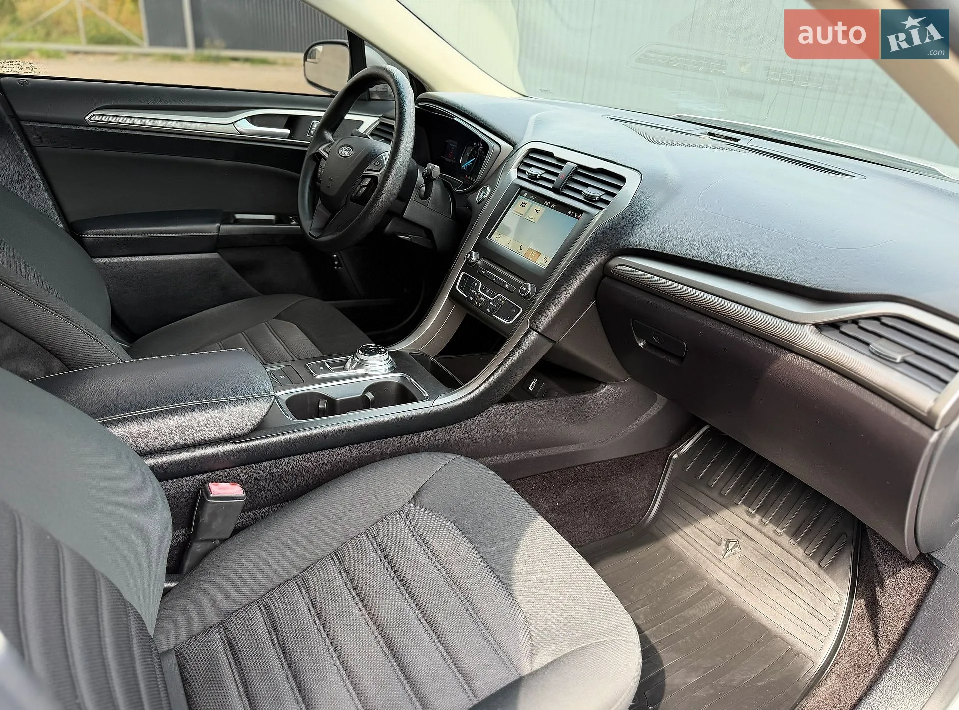 2017 Ford Fusion - мініатюра 25