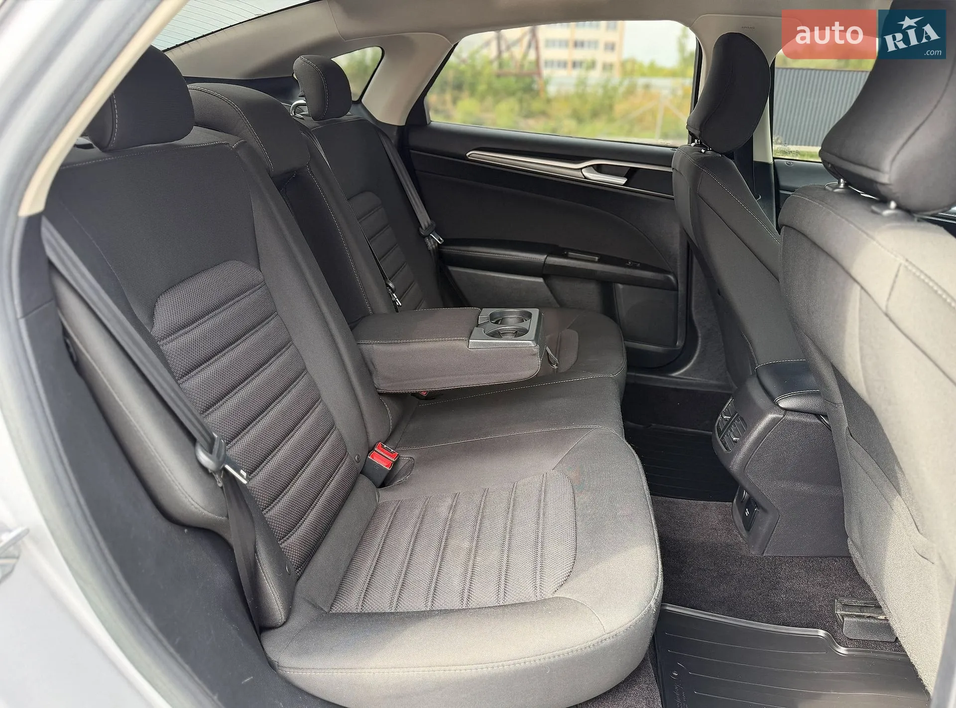 2017 Ford Fusion - мініатюра 33