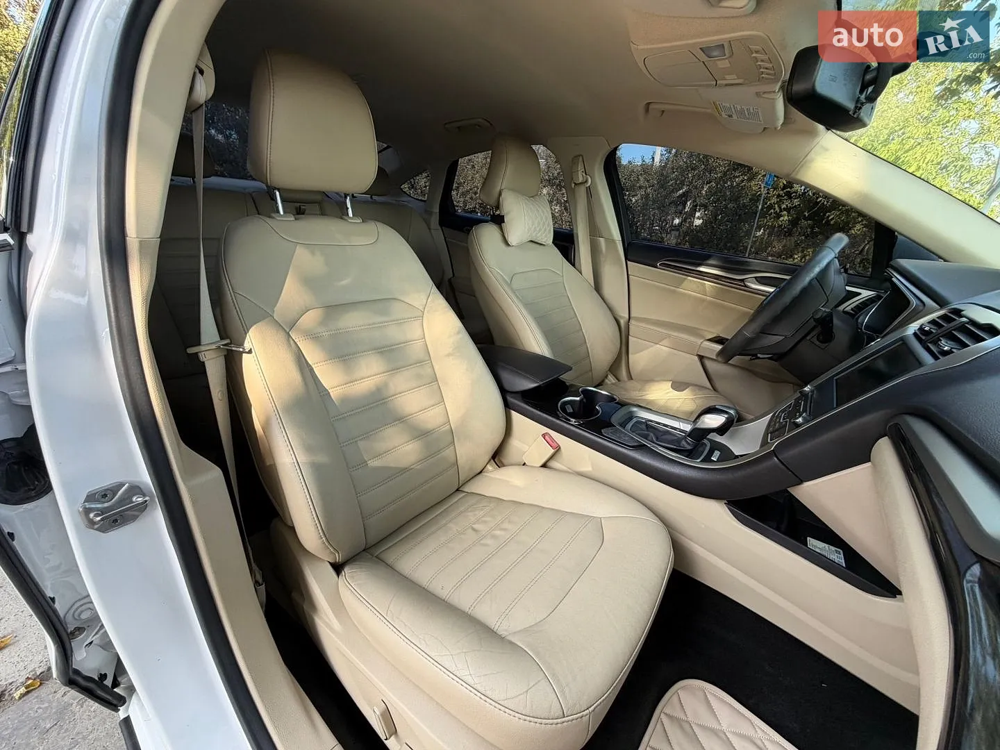 2016 Ford Fusion - мініатюра 26