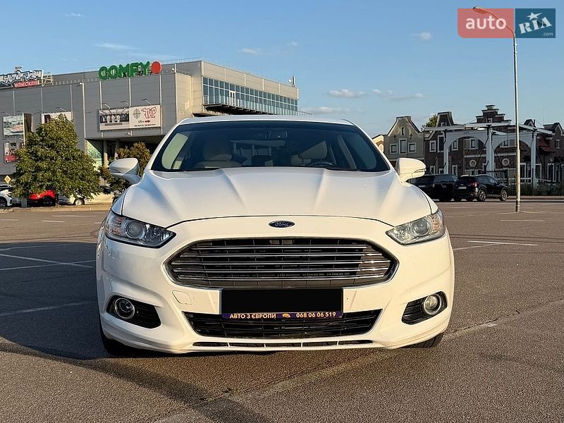 Седан Ford Fusion 2015 в Киеве