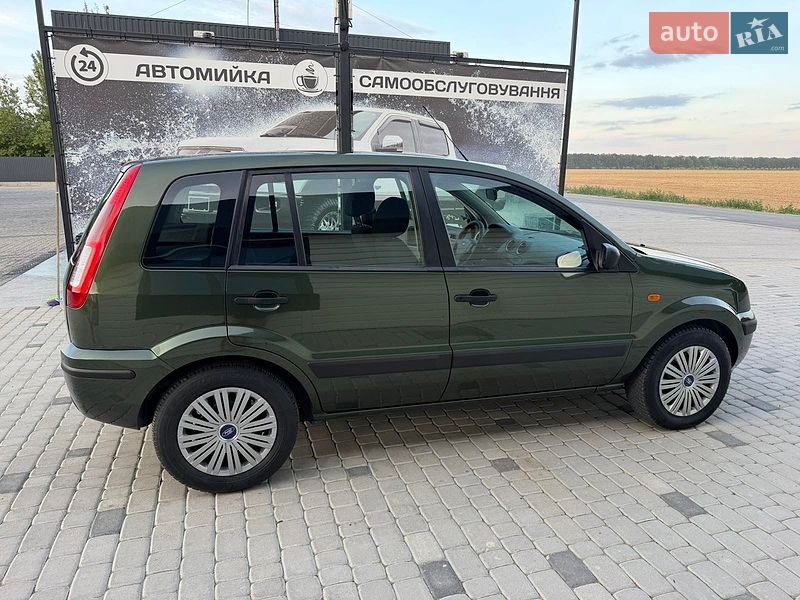 Хетчбек Ford Fusion 2006 в Вінниці