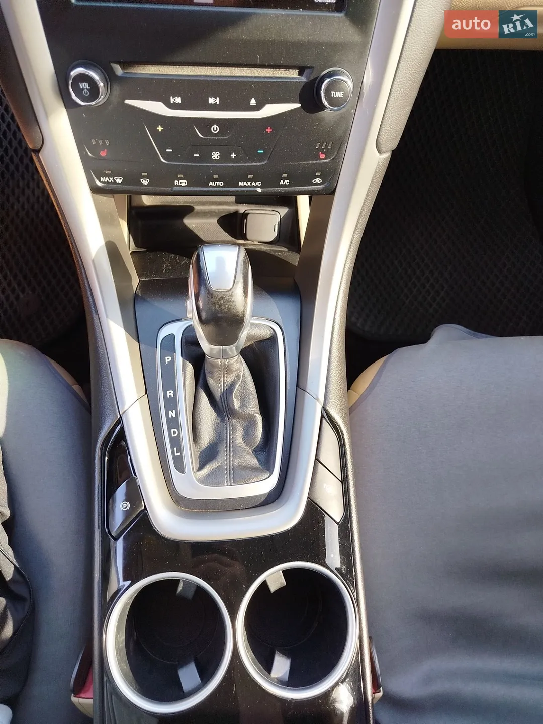2013 Ford Fusion - мініатюра 32