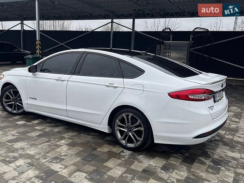Седан Ford Fusion 2016 в Полтаве
