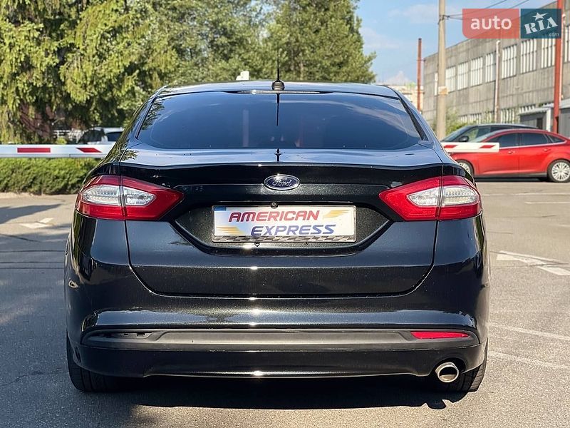 Седан Ford Fusion 2014 в Киеве