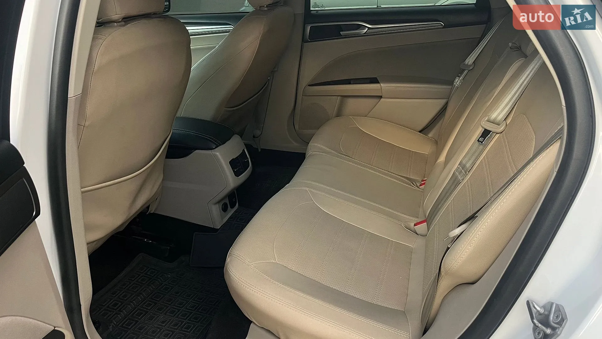 2017 Ford Fusion - мініатюра 13
