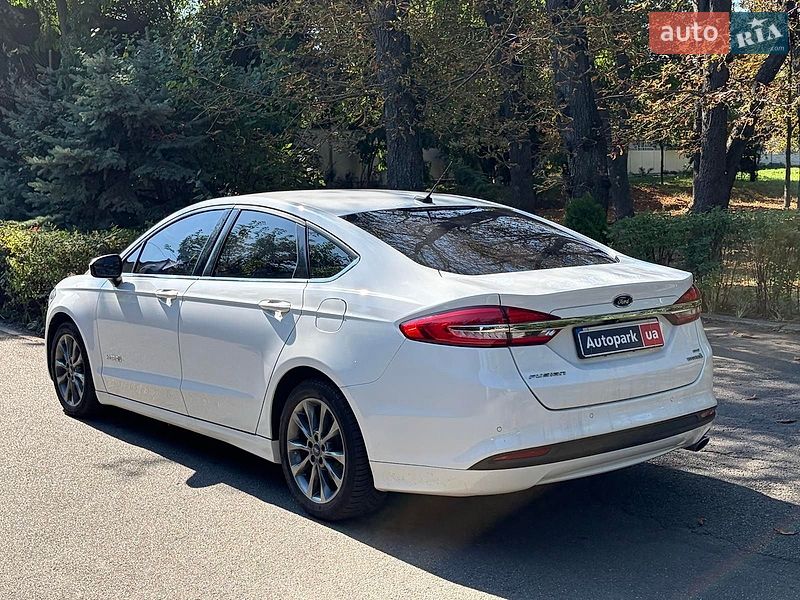 Седан Ford Fusion 2017 в Киеве
