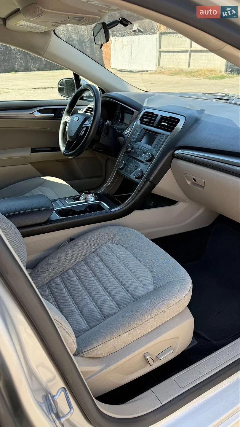 2017 Ford Fusion - мініатюра 10