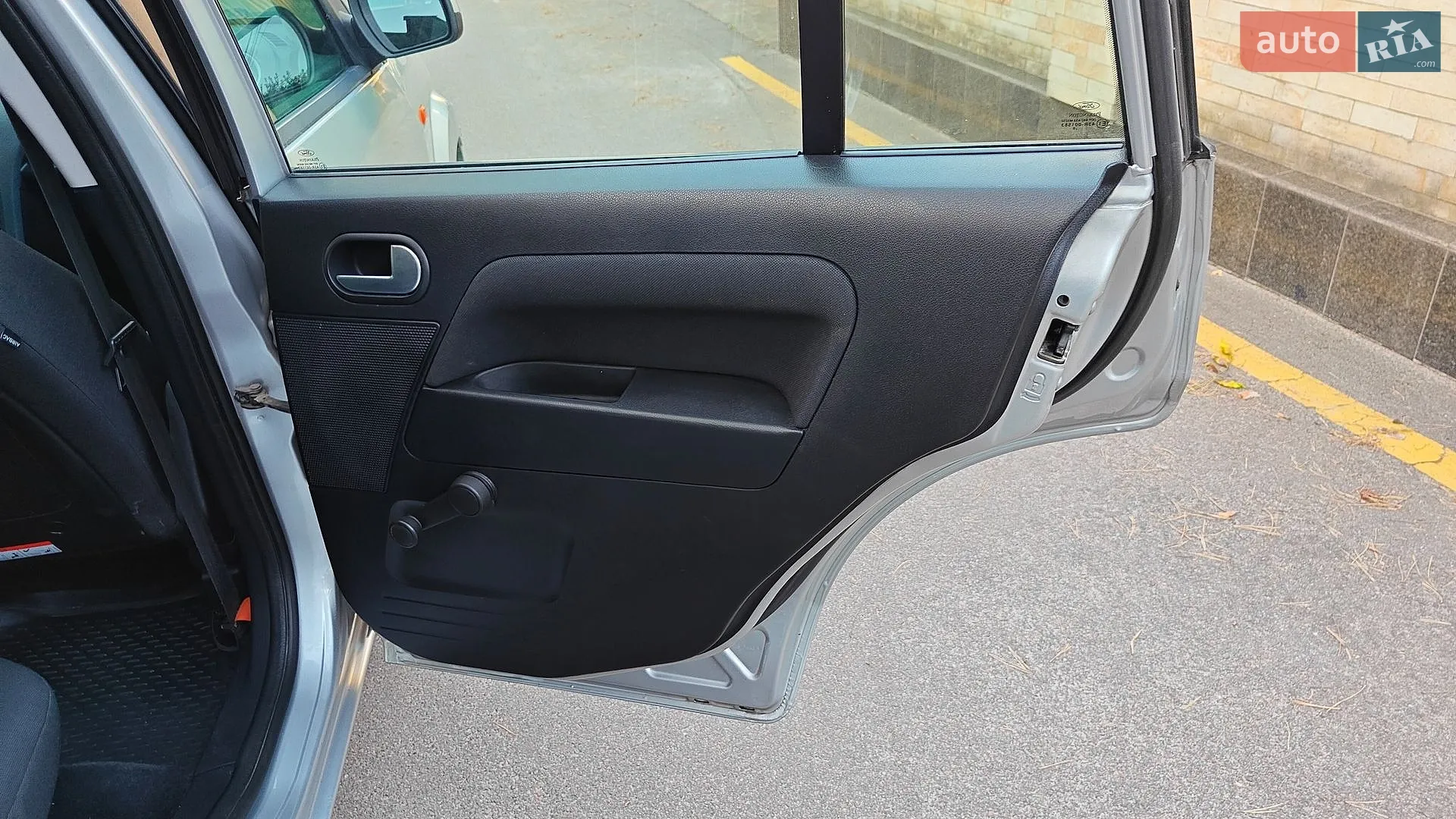 2010 Ford Fusion - мініатюра 31
