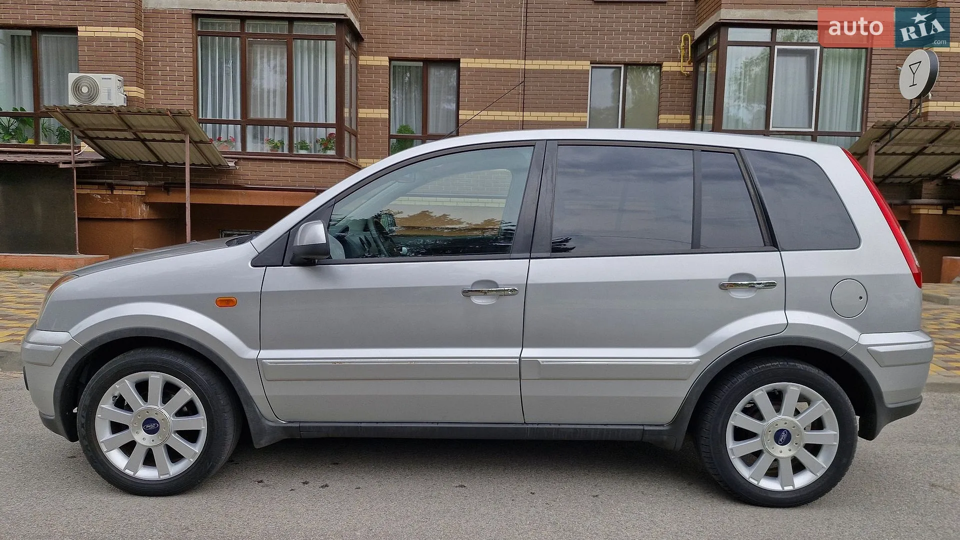 2011 Ford Fusion - мініатюра 4