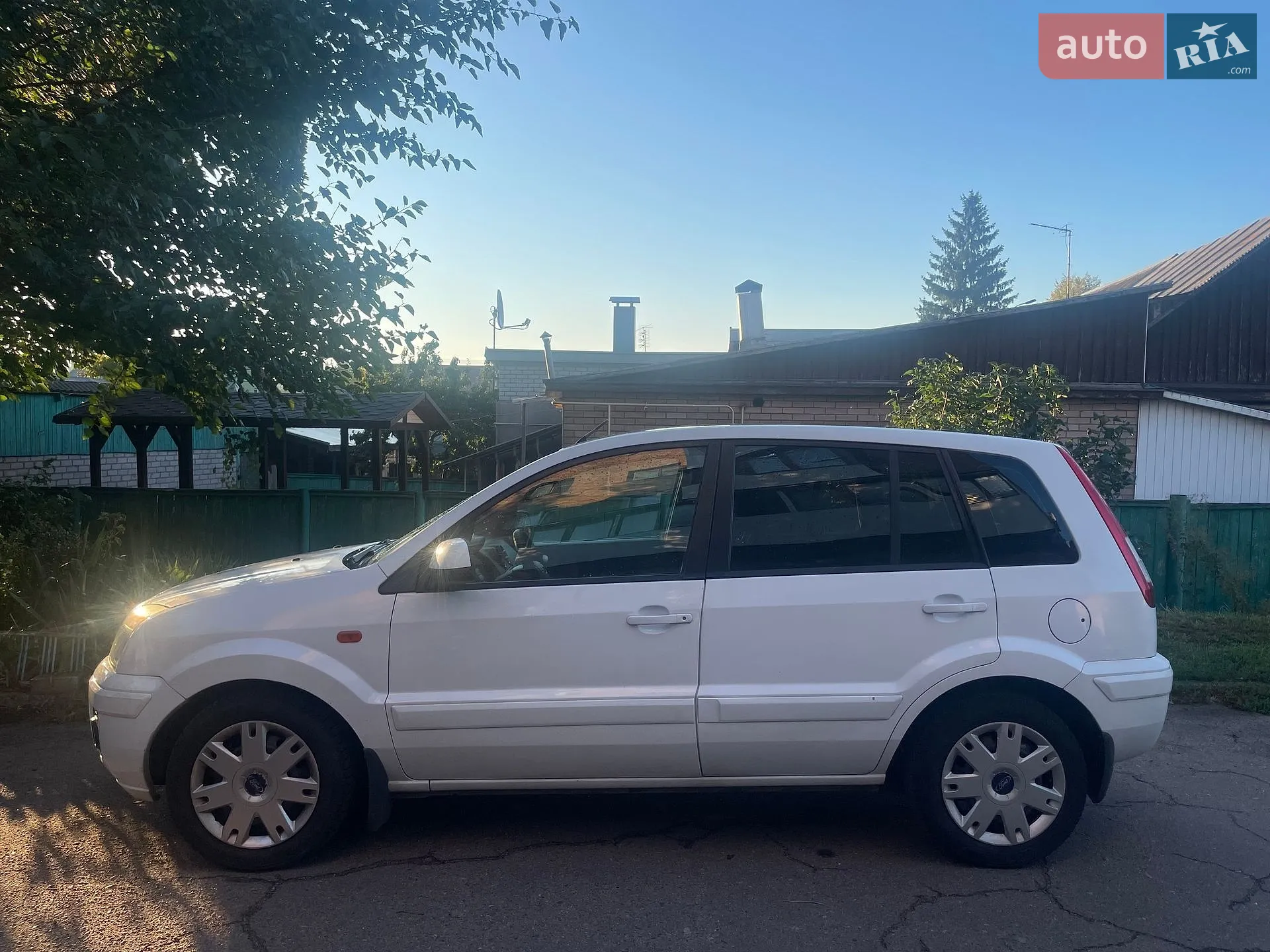 2010 Ford Fusion - мініатюра 4