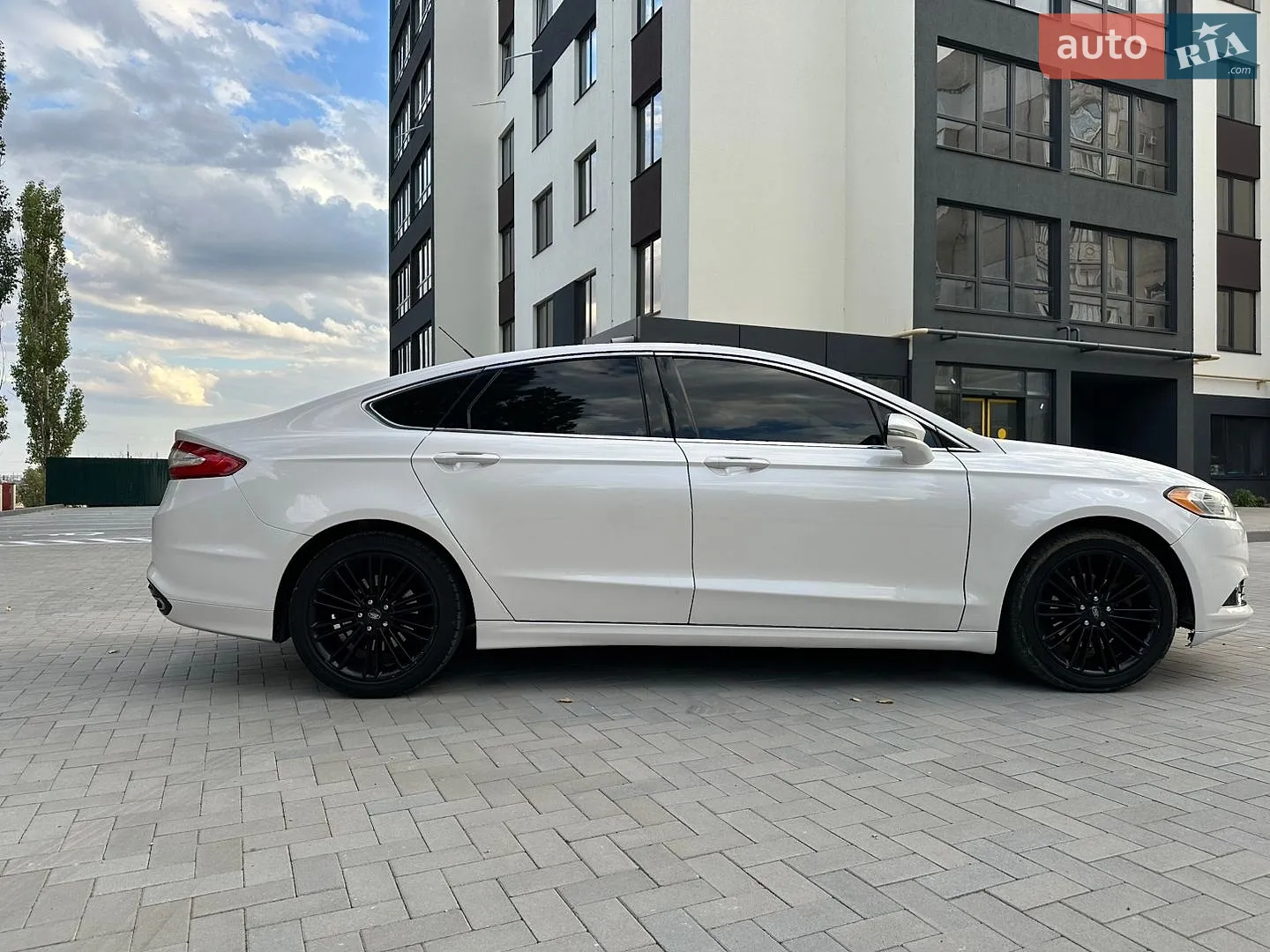 2013 Ford Fusion - мініатюра 10