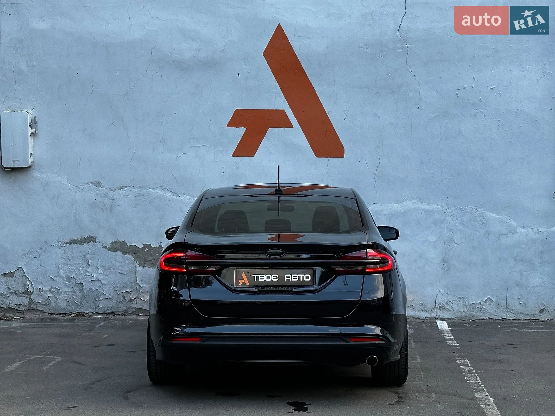 2016 Ford Fusion - мініатюра 18