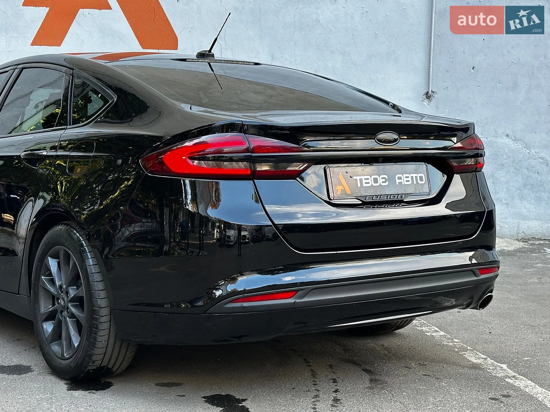 2016 Ford Fusion - мініатюра 25