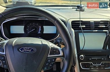 Седан Ford Fusion 2015 в Одесі