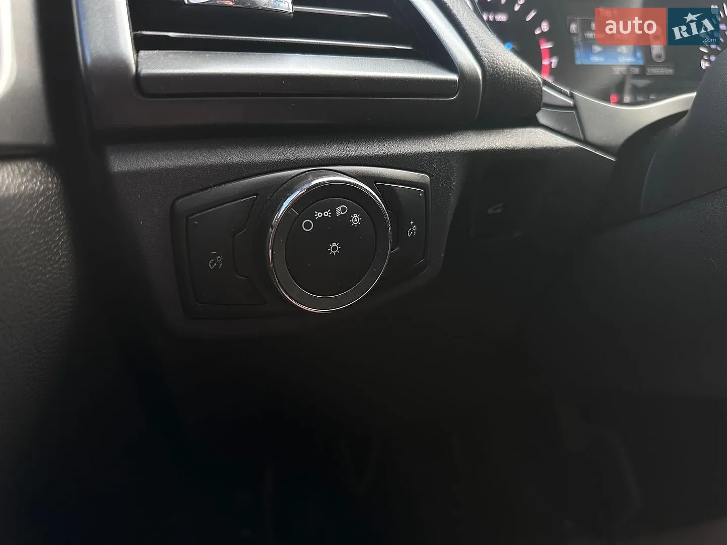 2015 Ford Fusion - мініатюра 24
