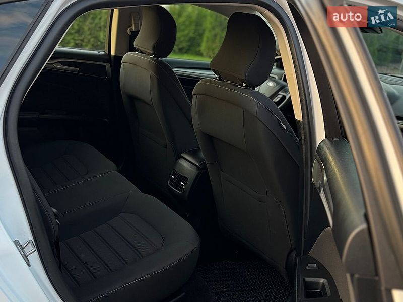 Седан Ford Fusion 2019 в Вінниці