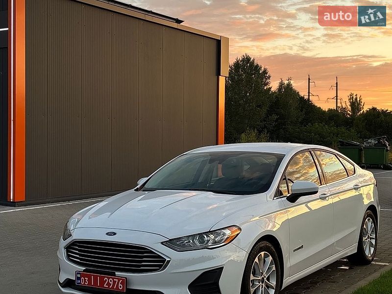 Седан Ford Fusion 2019 в Вінниці