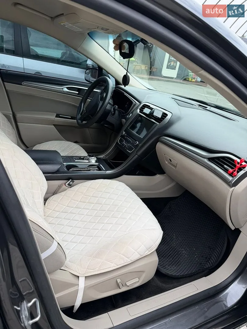 2017 Ford Fusion - мініатюра 10