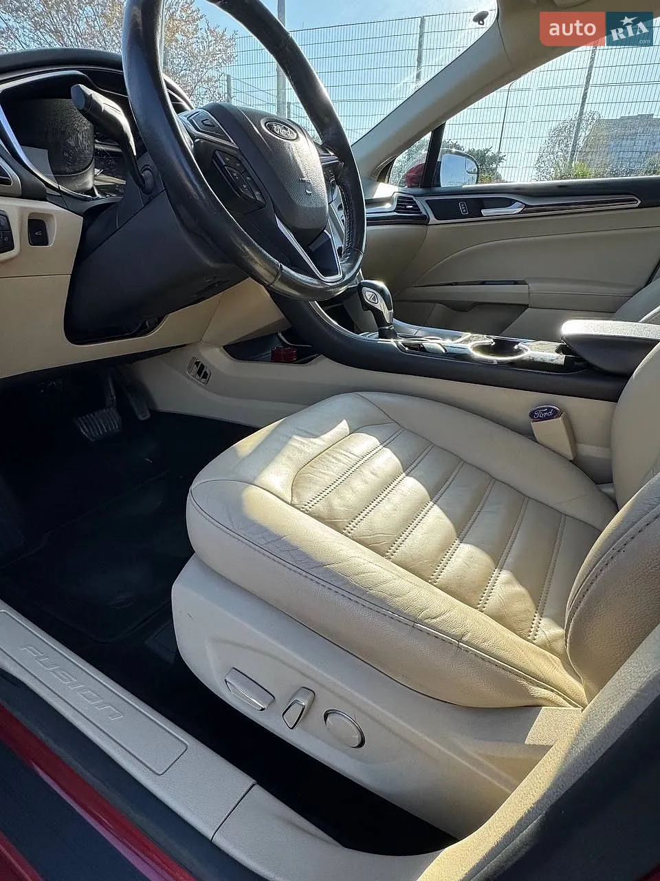 2013 Ford Fusion - мініатюра 31