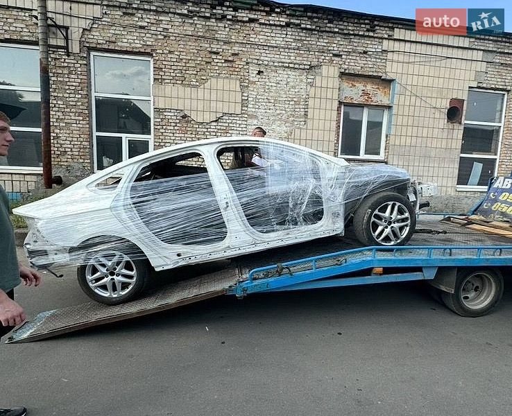 Седан Ford Fusion 2013 в Киеве