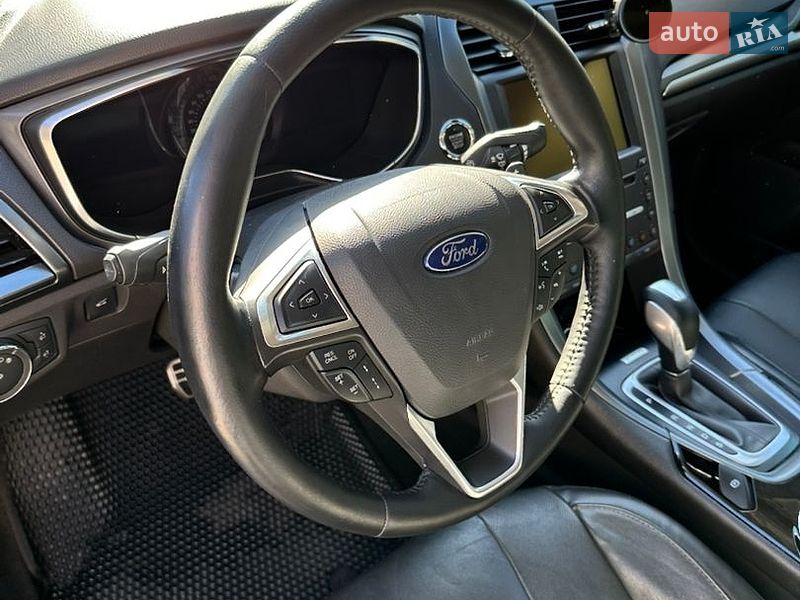 Седан Ford Fusion 2015 в Киеве