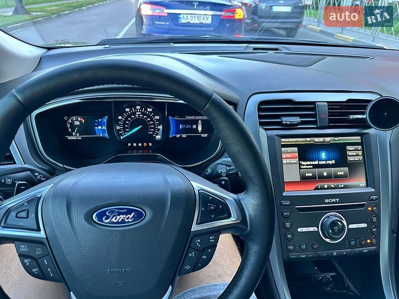 Седан Ford Fusion 2015 в Киеве