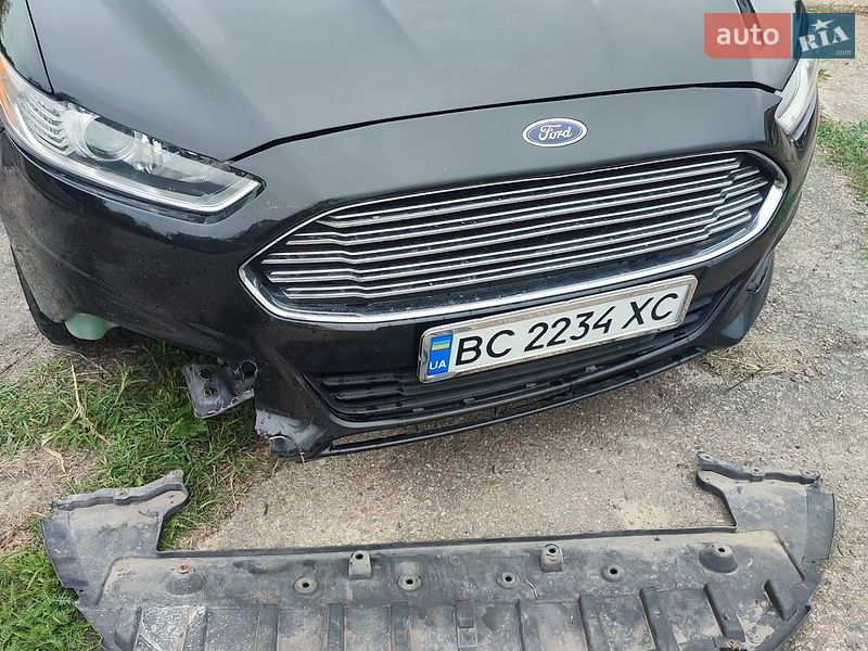 Седан Ford Fusion 2013 в Ровно