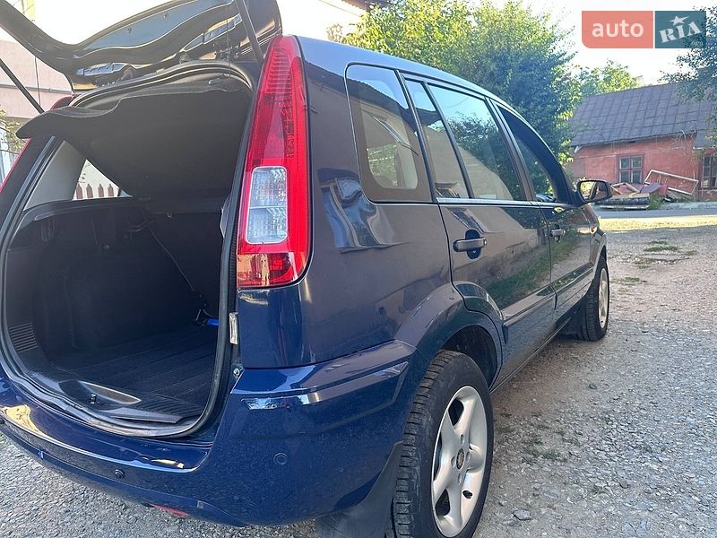Хэтчбек Ford Fusion 2009 в Ивано-Франковске