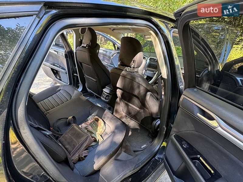 Седан Ford Fusion 2014 в Хмельницькому