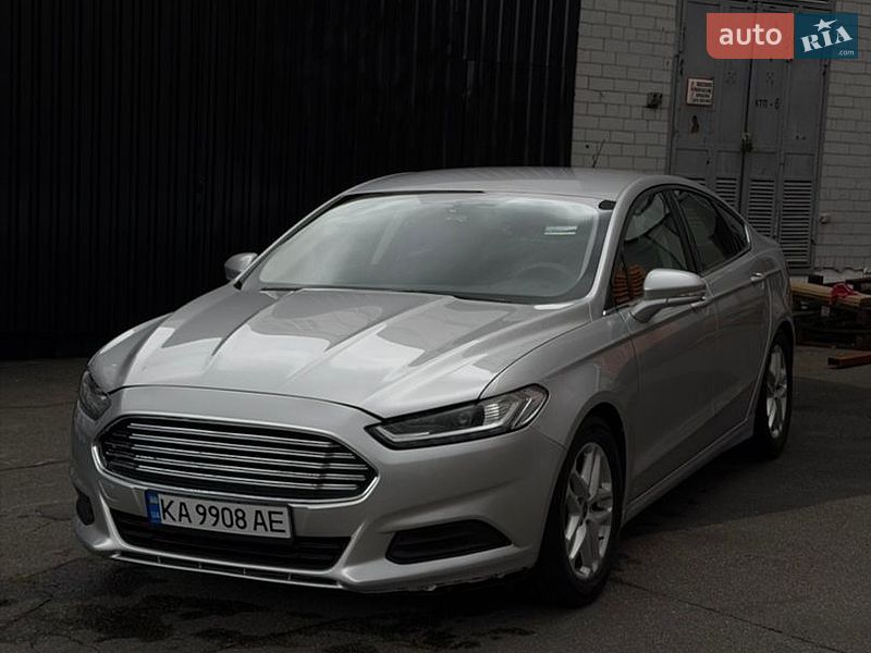 Ford Fusion 2016