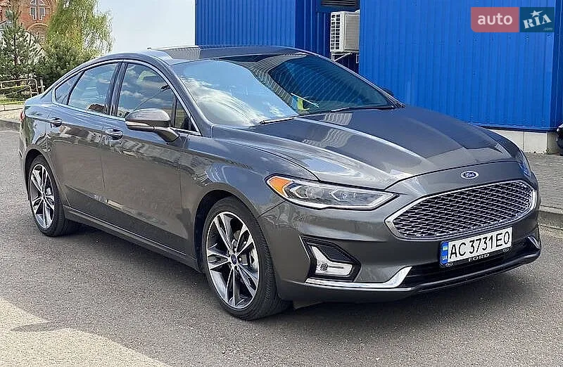 Ford Fusion 2020
