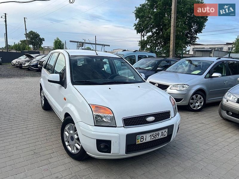 Хэтчбек Ford Fusion 2010 в Полтаве