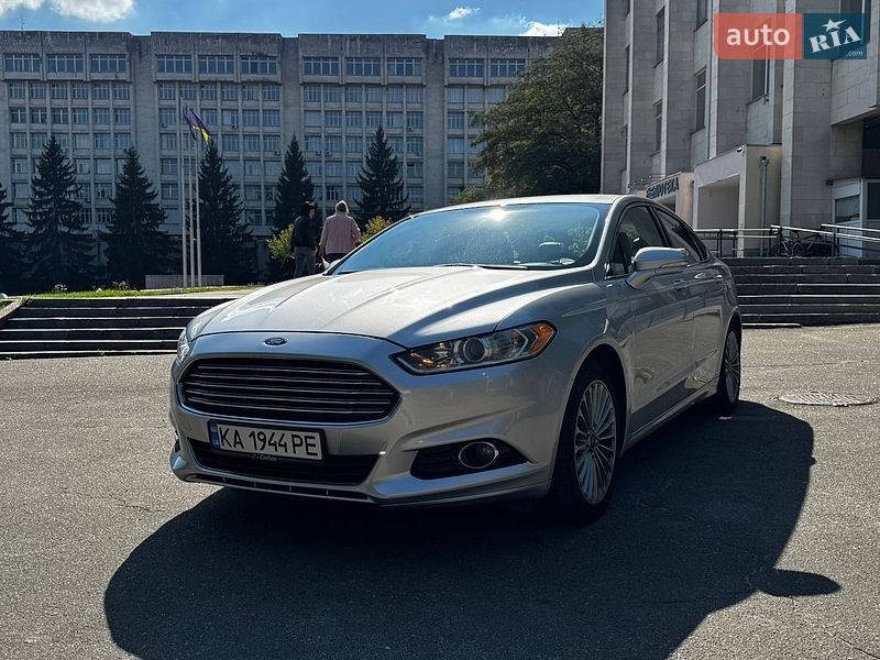 Седан Ford Fusion 2016 в Києві
