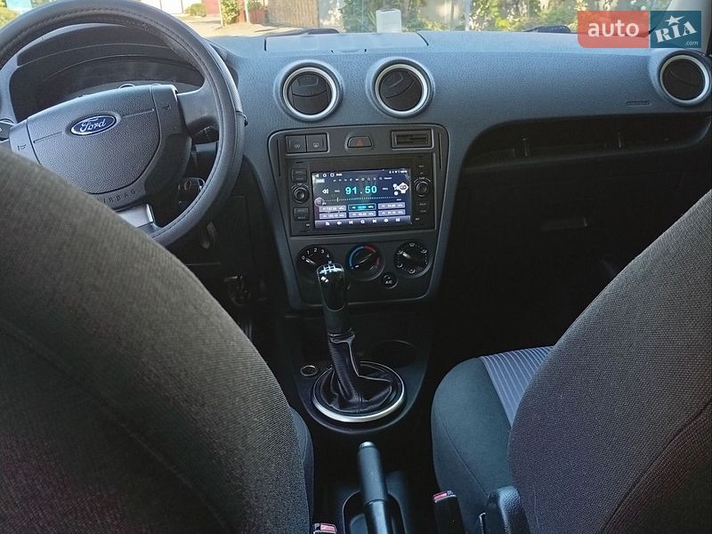 Хетчбек Ford Fusion 2010 в Христинівці