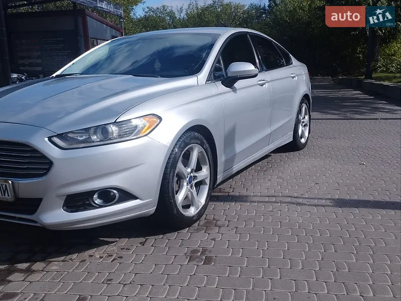 Ford Fusion 2015
