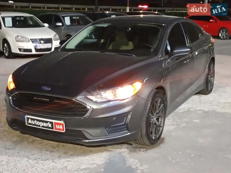 Ford Fusion 2020